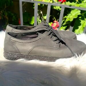 CLARKS LILLIA LOLA BLACK NUBUCK ORTHOLITE 9B